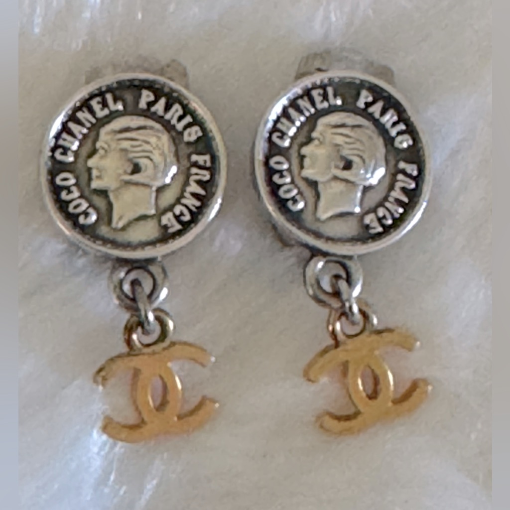 Chanel Vintage Earrings Authentic